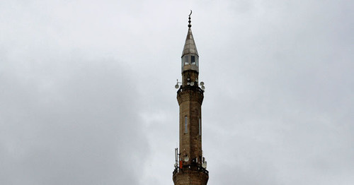Mosque minaret. Photo by Magomed Magomedov for the "Caucasian Knot"