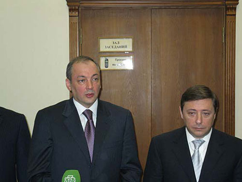 Magomedsalam Magomedov (left). Photo by the "Caucasian Knot"