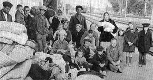 The mass deportation of Balkars. 1944. Photo http://07kbr.ru/2013/03/09/v-nalchike-poshyol-miting-pamyati-zhertv-deportacii-balkarskogo-naroda/
