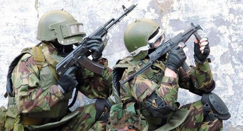 Law enforcers conduct special operation. Photo: http://nac.gov.ru/nakmessage/2014/07/11/v-khode-spetsoperatsii-v-tsumadinskom-raione-dagestana-neitralizovany-dva-band.html