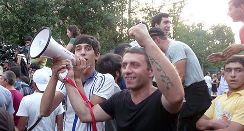 Protesters against the increase of the electricity tariff. Yerevan, July 1, 2015. Photo by Armine Martirosyan for the "Caucasian Knot"