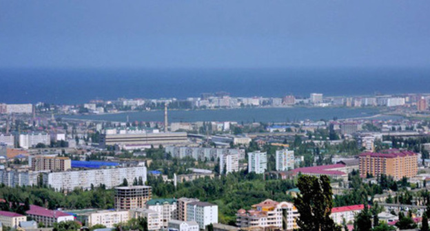 Makhachkala. Photo: Abdulkhak Mamkhegov, http://www.odnoselchane.ru/