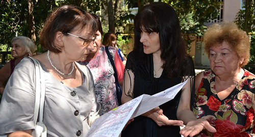 Meeting of residents of the "Gagarinskiy" micro-district in Sochi. Photo by Svetlana Kravchenko for the ‘Caucasian Knot’. 