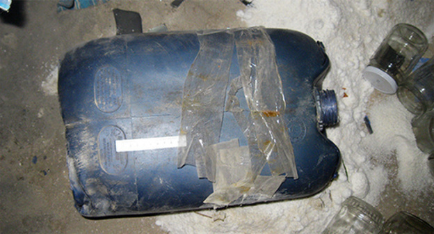 Improvised explosive device. Photo: http://nac.gov.ru/nakmessage/2014/11/22/v-dagestane-i-ingushetii-obezvrezheny-obnaruzhennye-v-tainikakh-vzryvnye-ustro.html