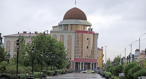 Grozny. The building of the office of the Judicial Parliament. Photo by Magomed Magomedov for the "Caucasian Knot"
