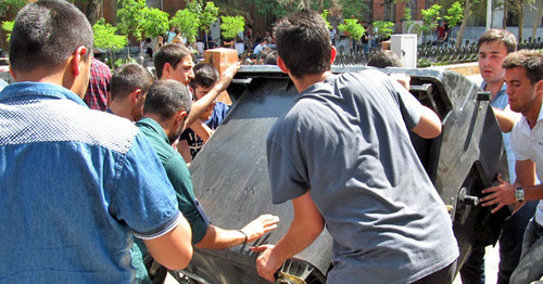 Protesters against increase of electricity tariff, Yerevan, June 24, 2015. Photo by Tigran Petrosyan for the ‘Caucasian Knot’.