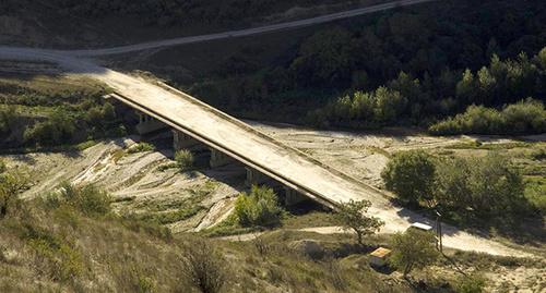 Karabudakhkent District of Dagestan. Photo: Sergei Martianov, Eldar Rasulov, http://odnoselchane.ru/?page=photos_of_category&sect=32&com=photogallery