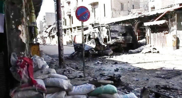 A street in Aleppo after battle. Photo: Voice of America News: Scott Bobb reports from Aleppo, Syria https://ru.wikipedia.org