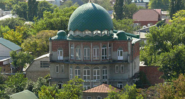 Dagestan, Makhachkala. Mosque in the Kotrova Street (registered by the Ministry of Internal Affairs as a Wahhabite one). Photo by the "Caucasian Knot"