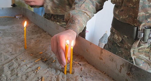 Candles in the Church of the Nagorno-Karabakh Defense Army. Photo by Alvard Grigoryan for the ‘Caucasian Knot’. 