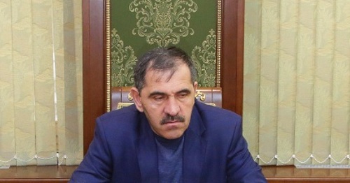 Yunus-Bek Evkurov at the sitting of antiterrorist commission, November 14, 2015. Photo: Ingushetia.ru