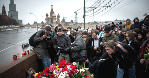 At the site of Boris Nemtsov's murder. Moscow, March 2015. Photo: Sergey Karpov / Yugopolis