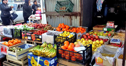 A market in Azerbaijan. Photo: RFE/RL http://www.radioazadlyg.org/