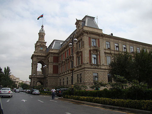 Baku Mayoralty, Azerbaijan. Photo by http://ru.wikipedia.org