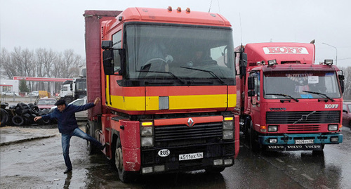 The strike of truck drivers against the "Platon" system in Stavropol. Photo by Eduard Kornienko, YUGA.ru https://www.yuga.ru