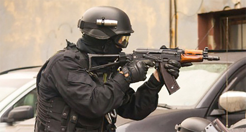 A law enforcer during CTO. Photo: http://nac.gov.ru/nakmessage/2015/12/16/v-nalchike-pri-okazanii-vooruzhennogo-soprotivleniya-neitralizovan-bandit.html 