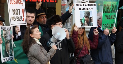 Picket near General Consulate of Russia in Turkey, Istanbul, December 19, 2015. Photo by Magomed Tuayev for the ‘Caucasian Knot’. 