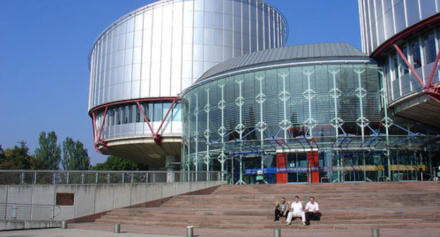 The European Court of Human Rights (ECtHR) in Strasbourg. Photo by www.flickr.com/photos/vigggo/1577251650