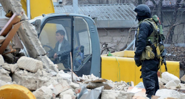 Law enforcer during special operation in Nalchik. Photo: http://www.nac.gov.ru/