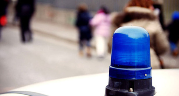 Police car. Photo: http://www.riakchr.ru/dvukh-sotrudnikov-mvd-dagestana-mogut-uvolit-iz-za-snyatogo-video-porochashchem-dostoinstvo-kollegi-iz-chechni/