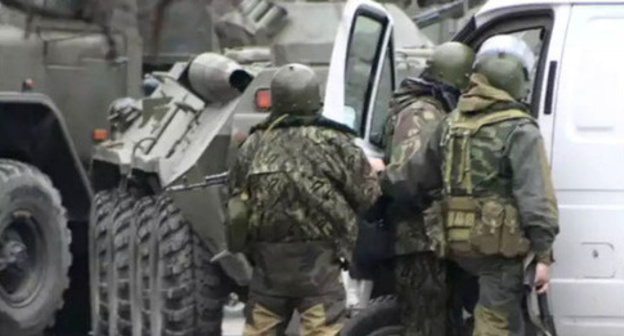 Law enforcers. Photo http://www.riadagestan.ru/