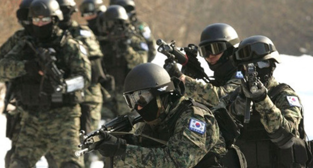 Law enforcement agents. Photo: http://www.riadagestan.ru