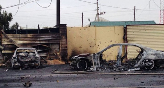 The spot of the explosion at the GIBBD (traffic police) post near the village of Djemikent, Derbent District of Dagestan. February 15, 2016. Photo http://nac.gov.ru/