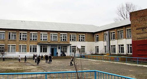 School in Mutsalaul village. Dagestan. Photo: Edik Shikhaev, http://odnoselchane.ru/?page=photos_of_category&amp;sect=1208&amp;com=photogallery