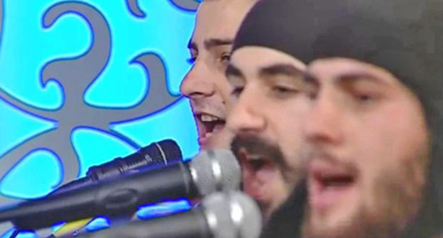 The performance of Georgian ensemble "Bani". Screenshot of a video by the user MrDc120mm https://www.youtube.com/watch?v=SZ5XAFYlg1k