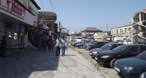 The Central marketplace of Kizlyar. Photo: http://mo-kizlyar.ru/informatsiya/novosti/693-tsentr-goroda-kizlyara-ochistili-ot-nezakonnoj-torgovli.html?highlight=WyJcdTA0NDBcdTA0NGJcdTA0M2RcdTA0M2VcdTA0M2EiXQ==