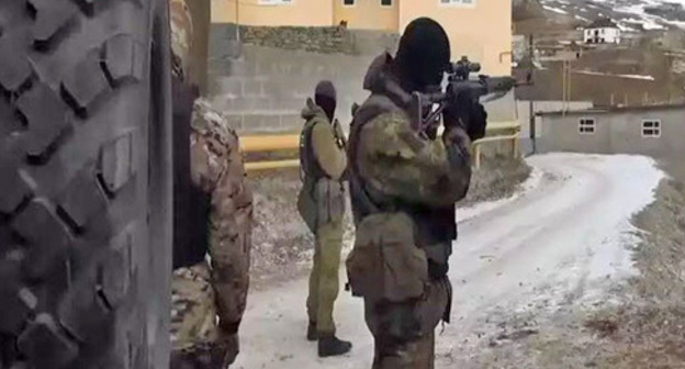 Law enforcers. Photo http://nac.gov.ru/