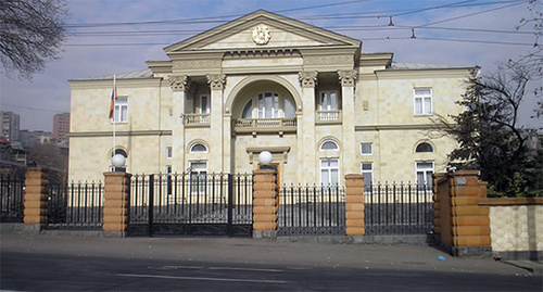 Residence of Armenian President. Photo: http://www.building.am/rus/pagegal.php?id=69
