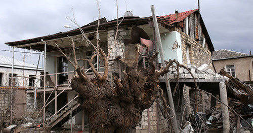 A house near the city of Madakert, detstroyed by the shelling. Nagorno-Karabakh, April 3, 2016. Photo: © PAN Photo / Vahan Stepanyan 
