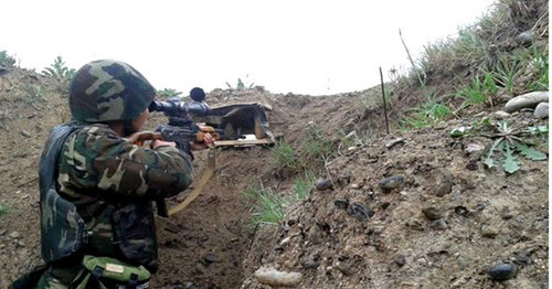 A soldier of the Azerbaijani army. Photo http://www.vesti.az/news/288090