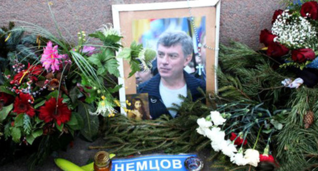 The site of the murder of Boris Nemtsov on the Bolshoy Moskvoretsky Bridge in Moscow. February 2016. Photo: Mumin Shakirov (RFE/RL)