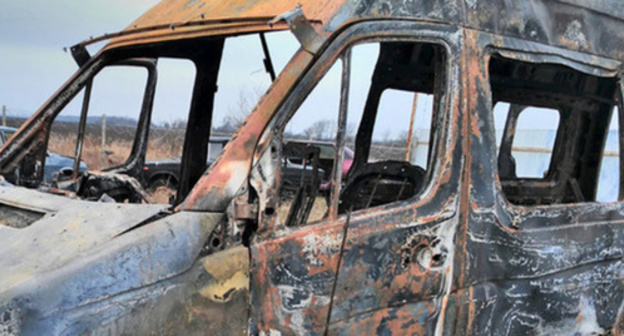 Bashir Pliev's burnt minivan. March 10, 2016. Photo courtesy of Ingush Ombudsman Djambulat Ozdoev
