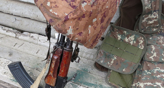 Ammunition and personal belongings of the NKR army soldier. Photo by Alvard Grigoryan for the "Caucasian Knot"