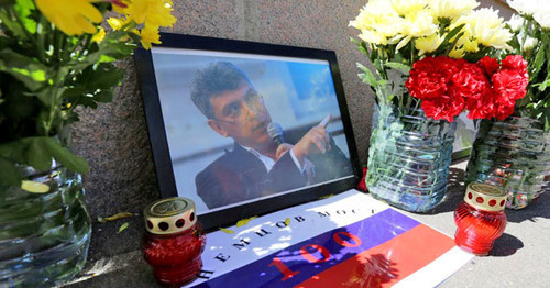 Boris Nemtsov Memorial at the Greater Moscow River Bridge. Photo: Ivan Trfilov (RFE/RL)