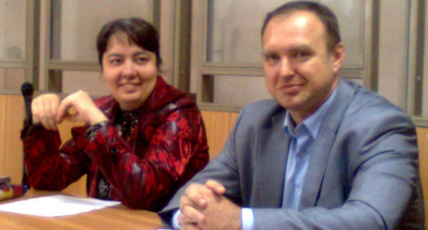 Elizaveta Tsvetkova with her advocate Yury Chupilkin in the Taganrog City Court, May 27, 2016. Photo by Konstantin Volgin for the "Caucasian Knot"