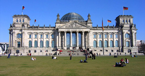 Reichstag, the building of German Bundestag. Photo: Norbert Aepli, Switzerland https://ru.wikipedia.org/