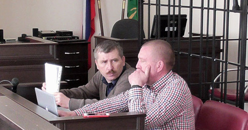 Valery Brinikh (to the left). Photo http://01portal.com/?p=1091