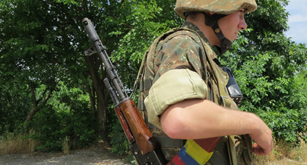Soldier of the Nagorno-Karabakh Army. Photo by Alvard Grigoryan for the ‘Caucasian Knot’. 