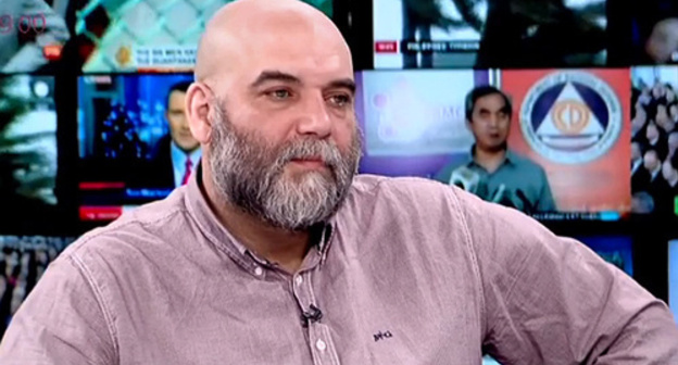 Orkhan Djemal, the "Rain" special correspondent. Photo: http://linkis.com/M63e2