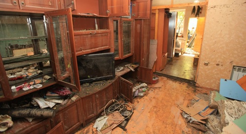 A room in one of the apartments damaged during the flooding in Rostov-on-Don. Photo: http://rostov-gorod.info/press_center/news/139/44535/