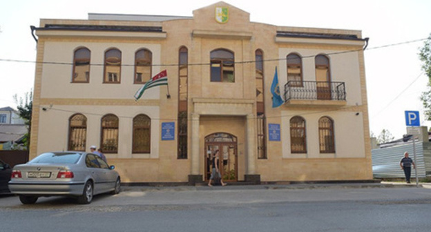 Prosecutor's Office of Sukhumi. Photo: © Sputnik. Tomas Thaitsuk, http://sputnik-abkhazia.ru/Abkhazia/20160704/1018965085.html