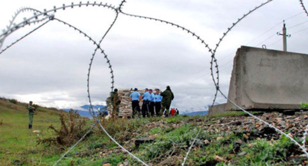 At the Abkhazian-Georgian border. Photo: RFE/RL