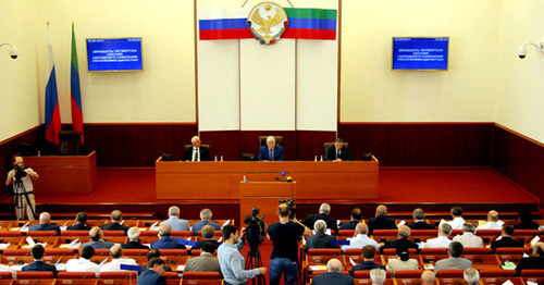The session of the National Assembly of Dagestan. Photo http://www.riadagestan.ru/