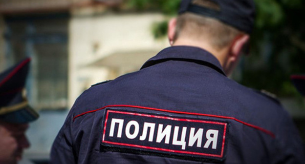 A policeman. Photo: http://1tulatv.ru/2016/06/15/52095-tulyak-blagodarit-policeyskih-za-raskrytie-prestupleniya.html