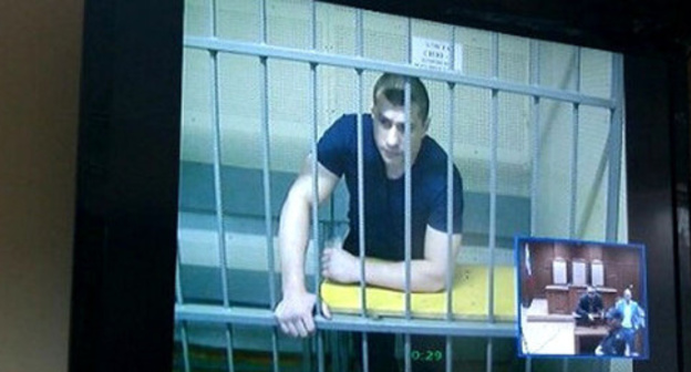 Said Osmanov at the court session. Photo http://riakalm.ru/news/law/2986-segodnya-v-eliste-rassmotryat-delo-bortsa-iz-dagestana-saida-osmanova