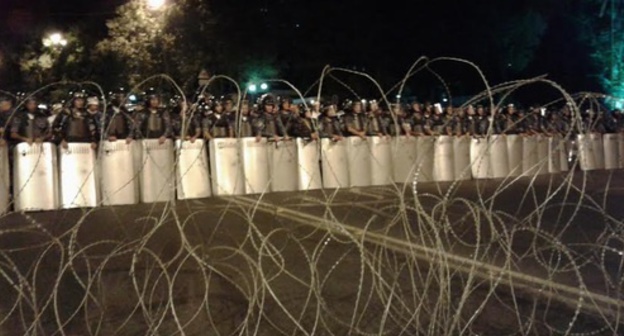 The participants of the protest action in Yerevan on July 30, 2016. Photo by Tigran Petrosyan for the "Caucasian Knot"